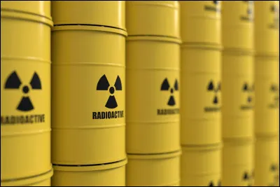 L'uranium est une substance radioactive, quel est son nombre de nucléons ?
