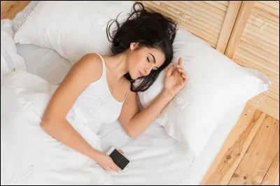 Ton/ta meilleur(e) ami(e) t'appelle à 3 h du matin, tes parents dorment et demain tu passes un examen très important, que fais-tu ?