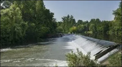 Cette rivière, longue de 194 km, prend sa source à 1 100 m d'altitude dans les monts d'Espinouse, coule vers l'ouest, arrose Castres et rejoint le Tarn :