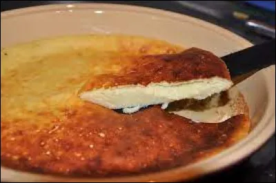 Gastronomie et vie quotidienne : De quelle région française est originaire le gâteau fiadone ?