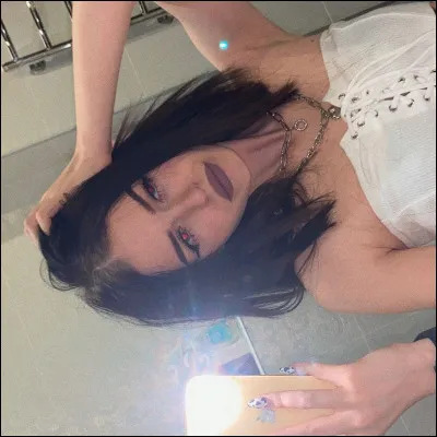 Dans quel groupe est-elle ?