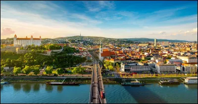 Quelle est la capitale de la Slovaquie ?