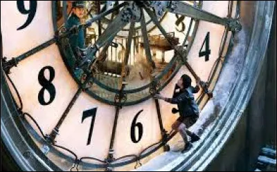 Pourquoi Hugo veut-il à tout prix réparer l'automate ?