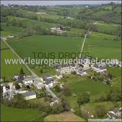 Village des Pyrénées-Atlantiques, Lys se situe dans l'ancienne région ...