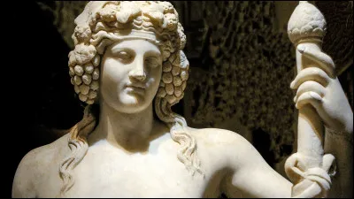 Qui sont les parents de Dionysos ?