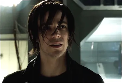 Quel duo de criminels attaque Barry en 2024 ?