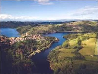 Dans combien de d&eacute;partements fran&ccedil;ais retrouve-t-on le nom de la Loire ?