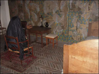 Comment s'appelle l'endroit où Marie-Antoinette a passé les derniers mois de sa vie ?