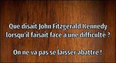 Le 8 novembre 1960, face à quel républicain John Fitzgerald Kennedy remporte-t-il les élections présidentielles avec 49,72 % contre 49,55 % pour son adversaire ?