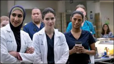 Comment s'appelle la petite fille qui a un cancer ?