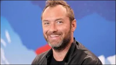 Qui est ce célèbre acteur britannique ?