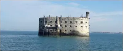 Au bout de combien de sonneries AZ se retrouve-t-il en prison ?