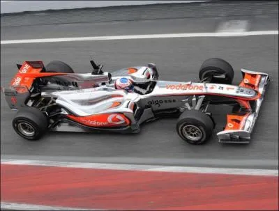 Qui roule avec cette voiture ?