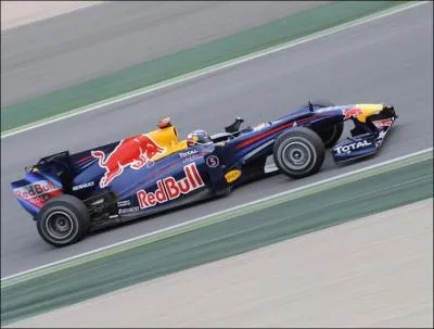 Qui roule avec cette voiture ?