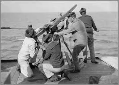 Quel poste occupe-t-il alors dans l'armée ?