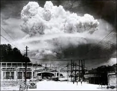 Histoire : Quelle ville du Japon a reçu une bombe atomique le 9 août 1945 ?