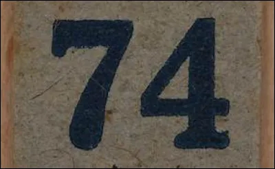 Le 12 janvier 1974, quel pays était supposé s'associer à la Libye pour former la République arabe islamique ?