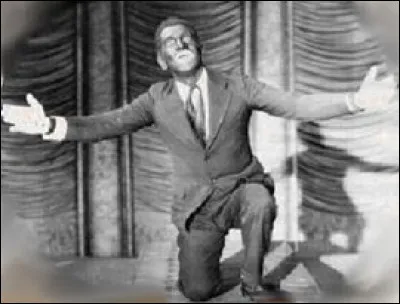 Cinéma : Quel est le titre du premier film parlant ?