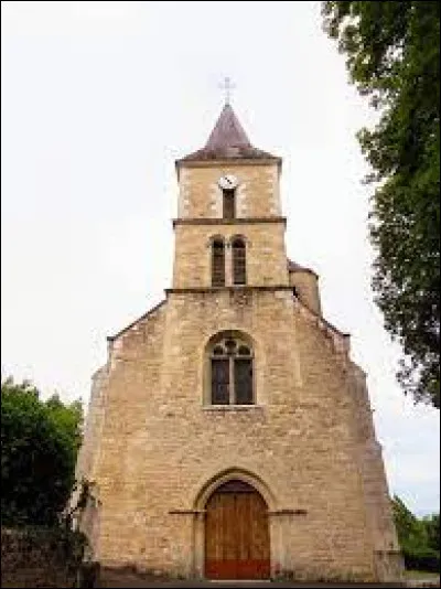 Vous avez sur cette image l'église Saint-Cybard, à Latillé. Commune néo-aquitaine, dans l'aire d'attraction Pictavienne, elle se situe dans le département ...