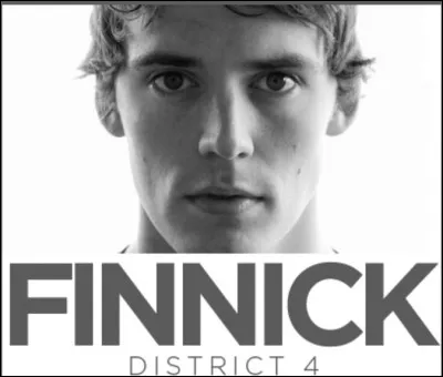 Dans le film, qui a eu l'idée d'aller dans les souterrains du Capitole où Finnick va mourir ?