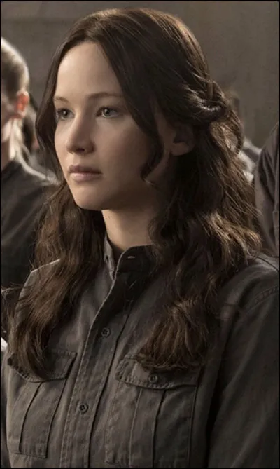 Qui Katniss tue-t-elle ?