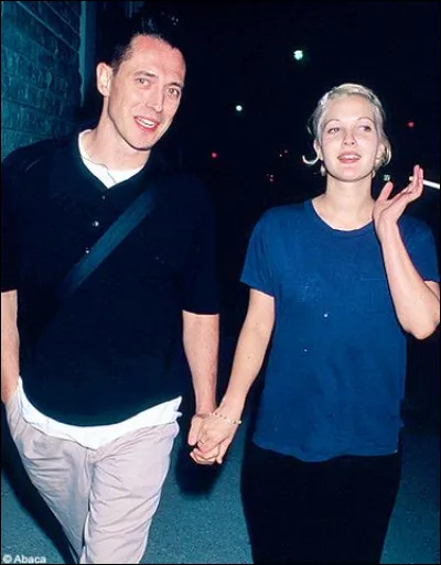 Qui est cette Drew, actrice, autrice, réalisatrice et productrice de cinéma américaine dont le mariage avec le producteur Jeremy Thomas a duré 38 jours ?