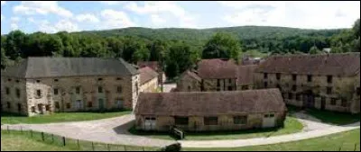 Je vous emmène à présent en Bourgogne-Franche-Comté, à la découverte des anciennes forges de Baignes. Village de l'aire d'attraction Vésulienne, il se situe dans le département ...