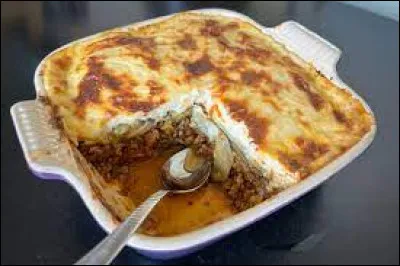 Gastronomie : Quel légume entre dans la composition de la moussaka ?