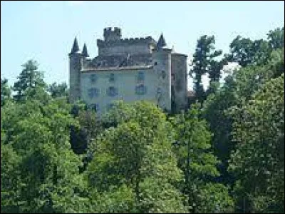 Nous terminons notre balade au château de Torsiac. Village Altiligérien, sur l'Alagnon, il se situe dans l'ancienne région ...