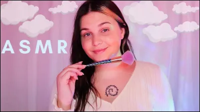 Qui est cette youtubeuse ?