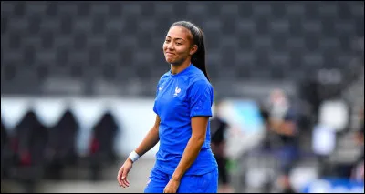 Quelle joueuse évoluant au poste de latérale gauche reconnaissez-vous ?