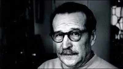 Qui est cet &eacute;crivain, auteur du roman policier ''Liberty Bar'' ?