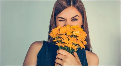 Qu'est-ce qui n'a pas d'odeur dans une célèbre expression ?