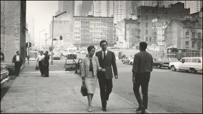 Combien y a-t-il de chambres à Manhattan dans ce film de 1965 ?