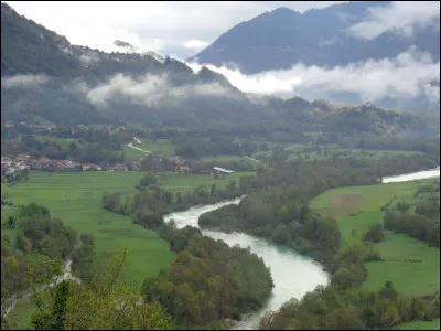 En quelle année la Slovénie a-t-elle accédé à l'indépendance par rapport à la Yougoslavie ?