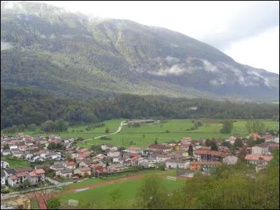 La Soča est une autre rivière de l'ouest de la Slovénie, dans la partie alpine du pays, qui reste connue pour la bataille de la Soča, ou bataille de Caporetto, qui fut une véritable boucherie durant :