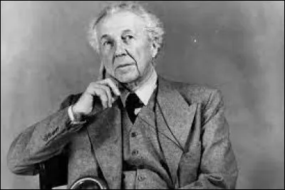Arts : Dans quel domaine artistique s'est illustré Frank Lloyd Wright ?