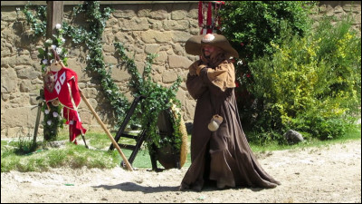 Qui arrive après le départ des chevaliers ?