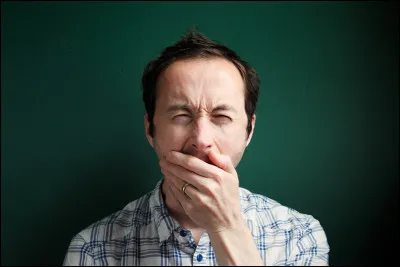 En groupe, êtes-vous ennuyant ou faites-vous le clown ?