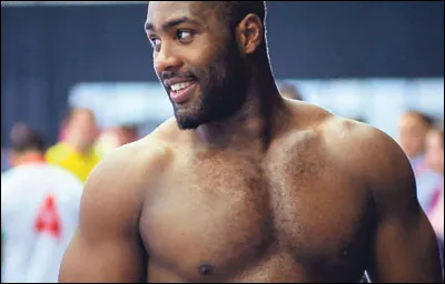 Dans quel sport s'illustre le champion Teddy Riner ?