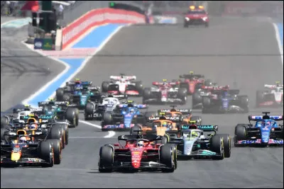 Quel est le record absolu de vitesse d'une voiture de Formule 1 ?