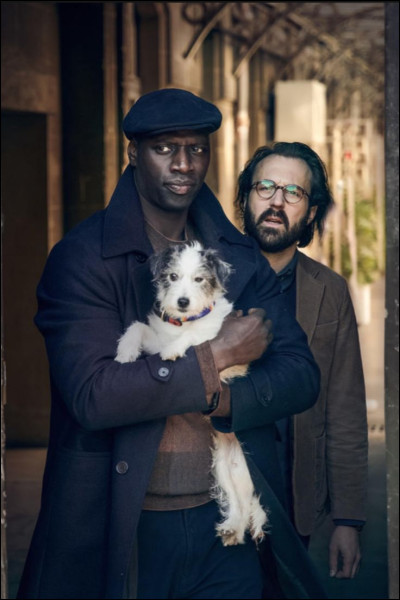 Si je te dis que cette série est pleine de détectives, ça devrait t'aider !