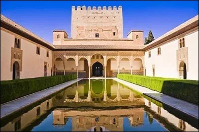 Géographie et Monuments : Dans quelle ville se trouve le palais de l'Alhambra ?