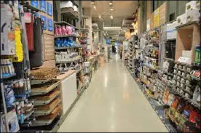 Que faut-il ajouter à "cas" pour obtenir le nom d'une célèbre enseigne de bricolage ?