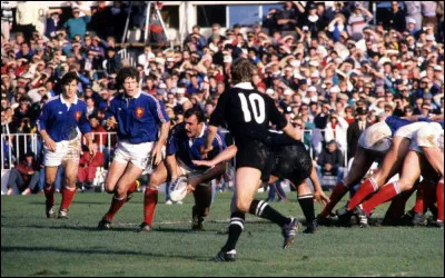 Quelle équipe mit fin au rêve des Bleus lors de la finale ?