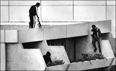 Sports et Loisirs : Lors de quels Jeux olympiques onze athlètes israéliens ont-ils été pris en otages par des terroristes palestiniens ?