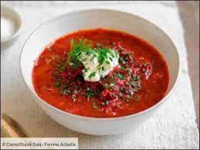 Gastronomie : Quel ingrédient confère au bortsch sa couleur rouge ?