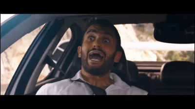 Quel célèbre chanteur marseillais joue le rôle du meilleur ami d'Eddy ?