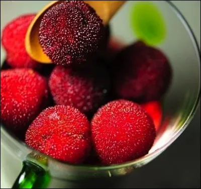 Il me reste quelques desserts, voici des fruits frais !