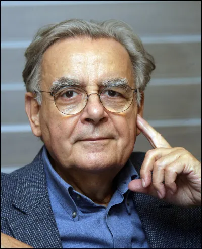 Qui est ce Bernard, journaliste, écrivain et animateur d'émissions culturelles ?